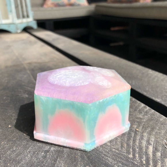 Handmade Sky UV Resin Trinket Box - Picture 10 of 16
